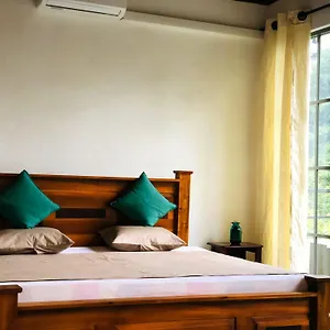 Hostal Barefoot, Kandy